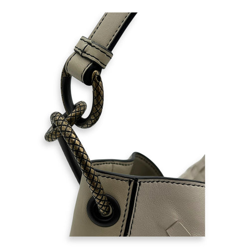 Bottega Veneta Intrecciato Shoulder Bag White in Lambskin, Gunmetal hardware_7