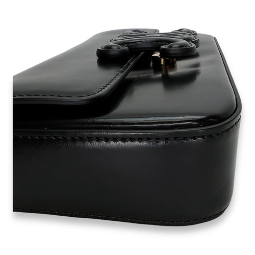 Triomphe Shoulder Bag  Black in Calfskin , Gold Hardware