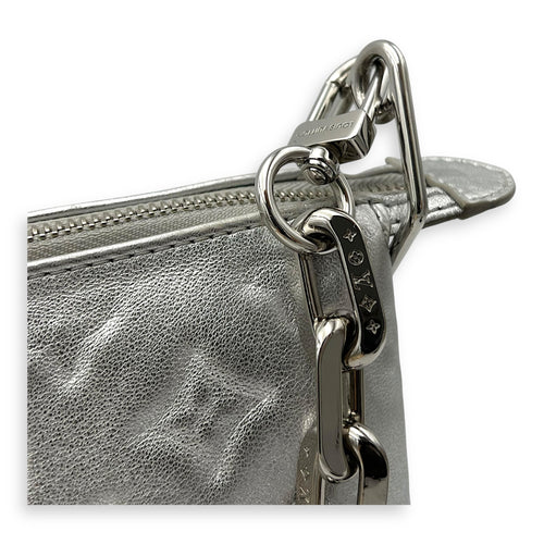 Louis Vuitton Coussin PM Silver Shoulder Bag in Lambskin, Silver hardware_7