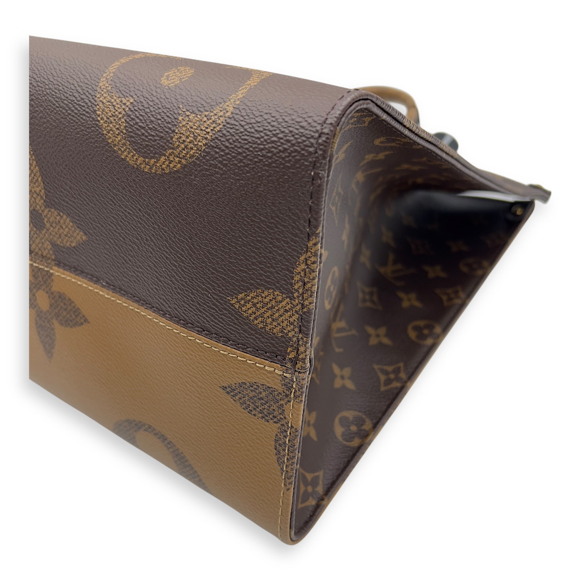 Louis Vuitton OnTheGo GM Brown Top Handle Bag in Coated Canvas, Gold hardware_8