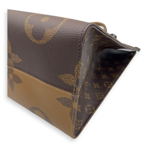 Louis Vuitton OnTheGo GM Brown Top Handle Bag in Coated Canvas, Gold hardware_8