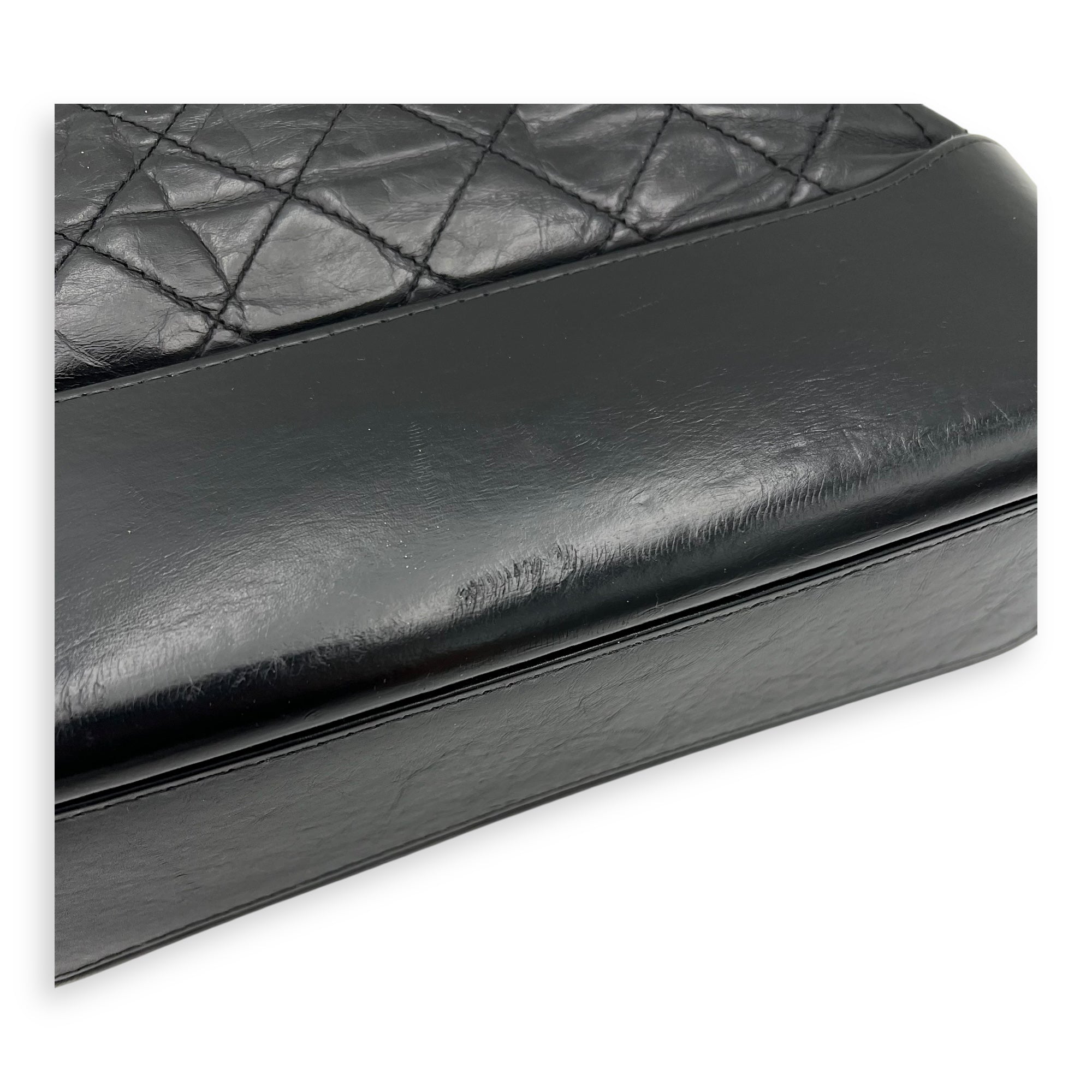 Chanel Gabrielle Medium Black Shoulder Bag in Calfskin, Mixed hardware_10