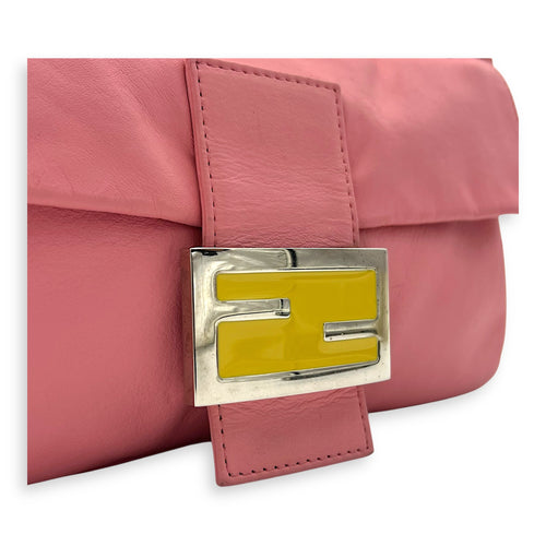 Fendi Baguette Shoulder Bag Pink in Calfskin, Silver hardware_9