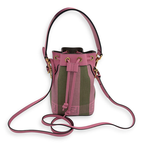 Fendi Mon Tresor Mini Pink Bucket Bag in Raffia, Gold hardware_7