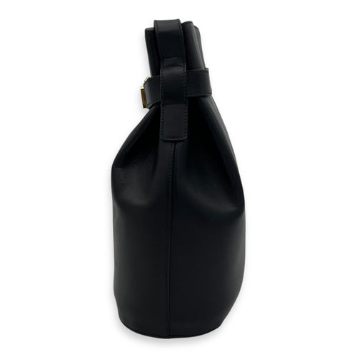 Salvatore Ferragamo Gancini Shoulder Bag Black in Calfskin, Gold hardware_4