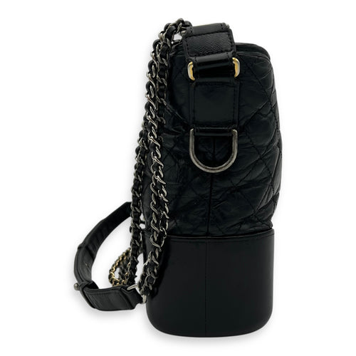 Chanel Gabrielle Medium Black Shoulder Bag in Calfskin, Mixed hardware_4