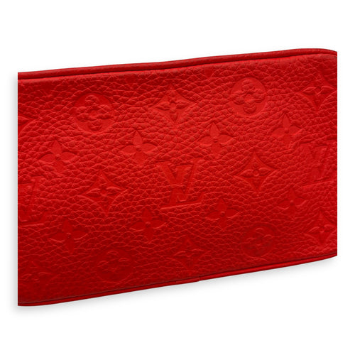 Louis Vuitton Pochette Volga Red Crossbody Bag in Taurillon Leather, Silver hardware_8