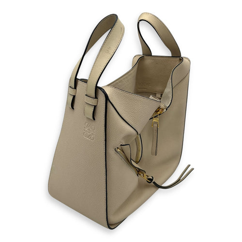 Loewe Hammock Small Beige Shoulder Bag in Calfskin, Gold hardware_4