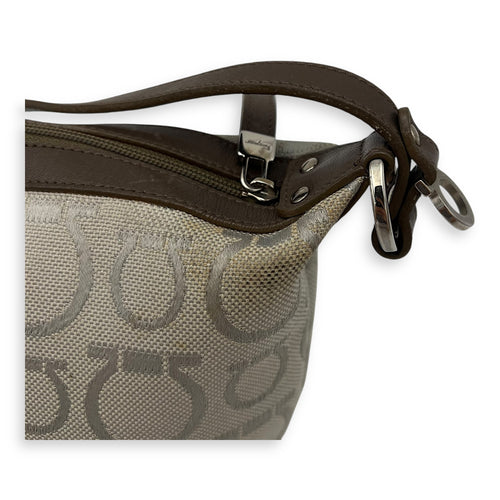 Salvatore Ferragamo Gancini Shoulder Bag White in Canvas, Silver hardware_12