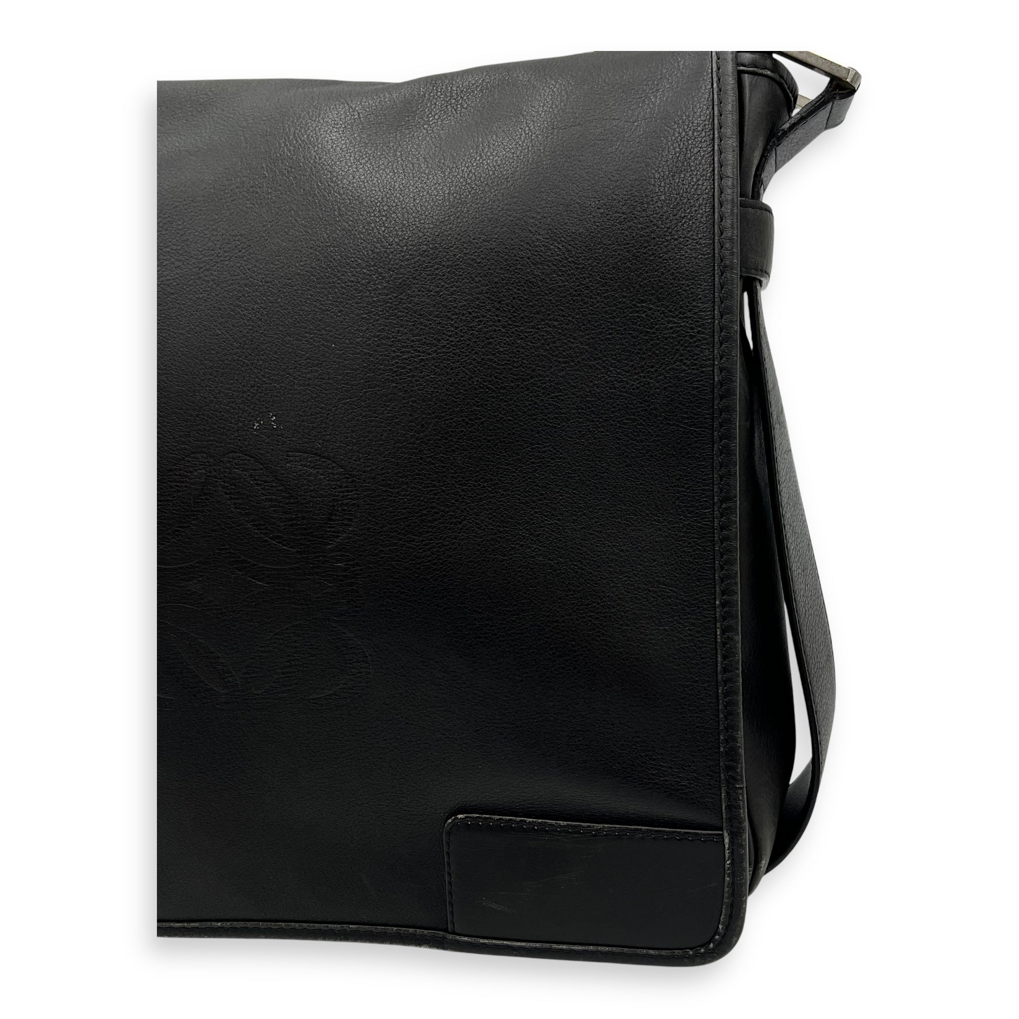 Loewe Vintage Crossbody Bag Black in Calfskin, Silver hardware_9