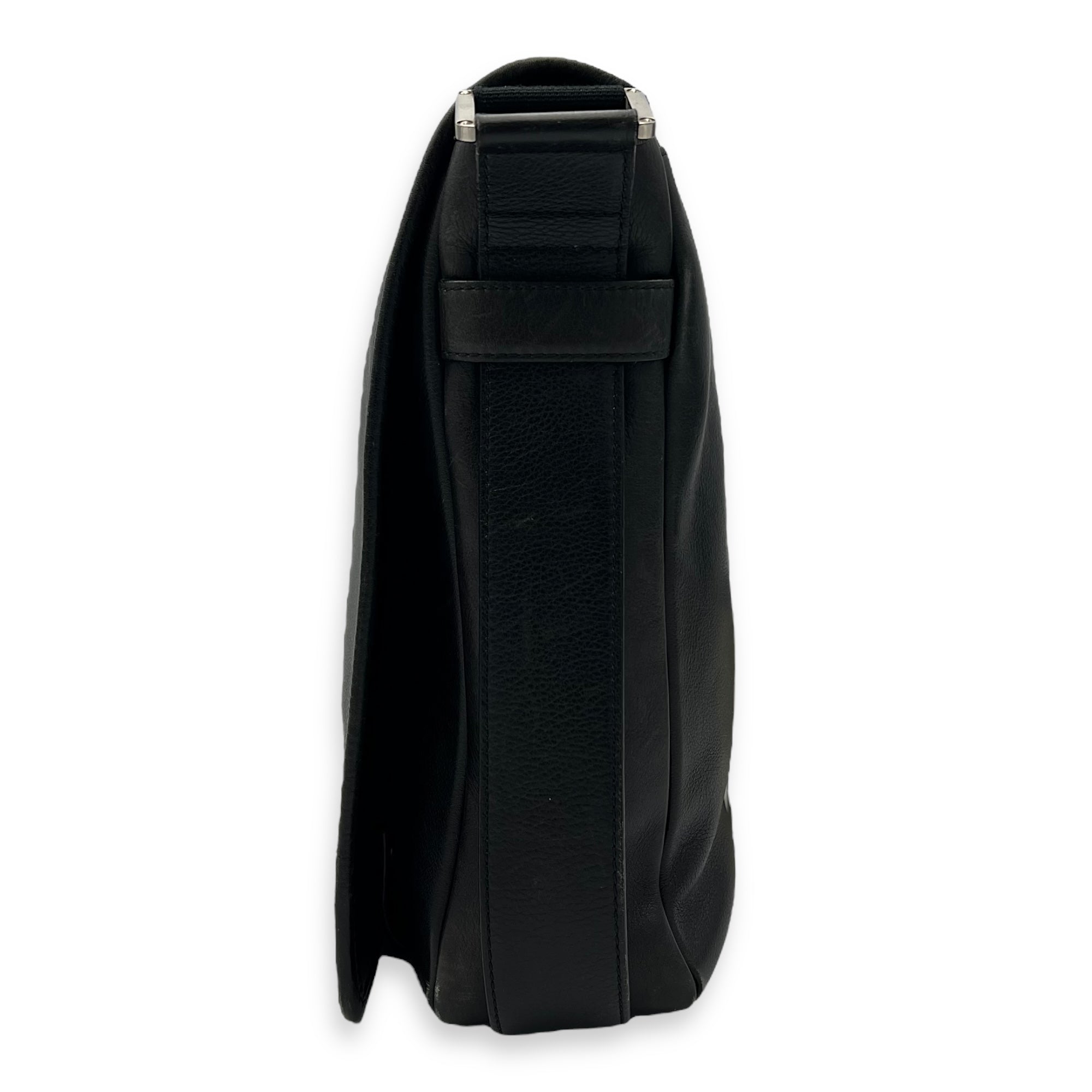 Loewe Vintage Crossbody Bag Black in Calfskin, Silver hardware_4