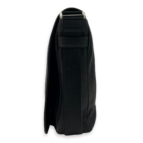 Loewe Vintage Crossbody Bag Black in Calfskin, Silver hardware_4