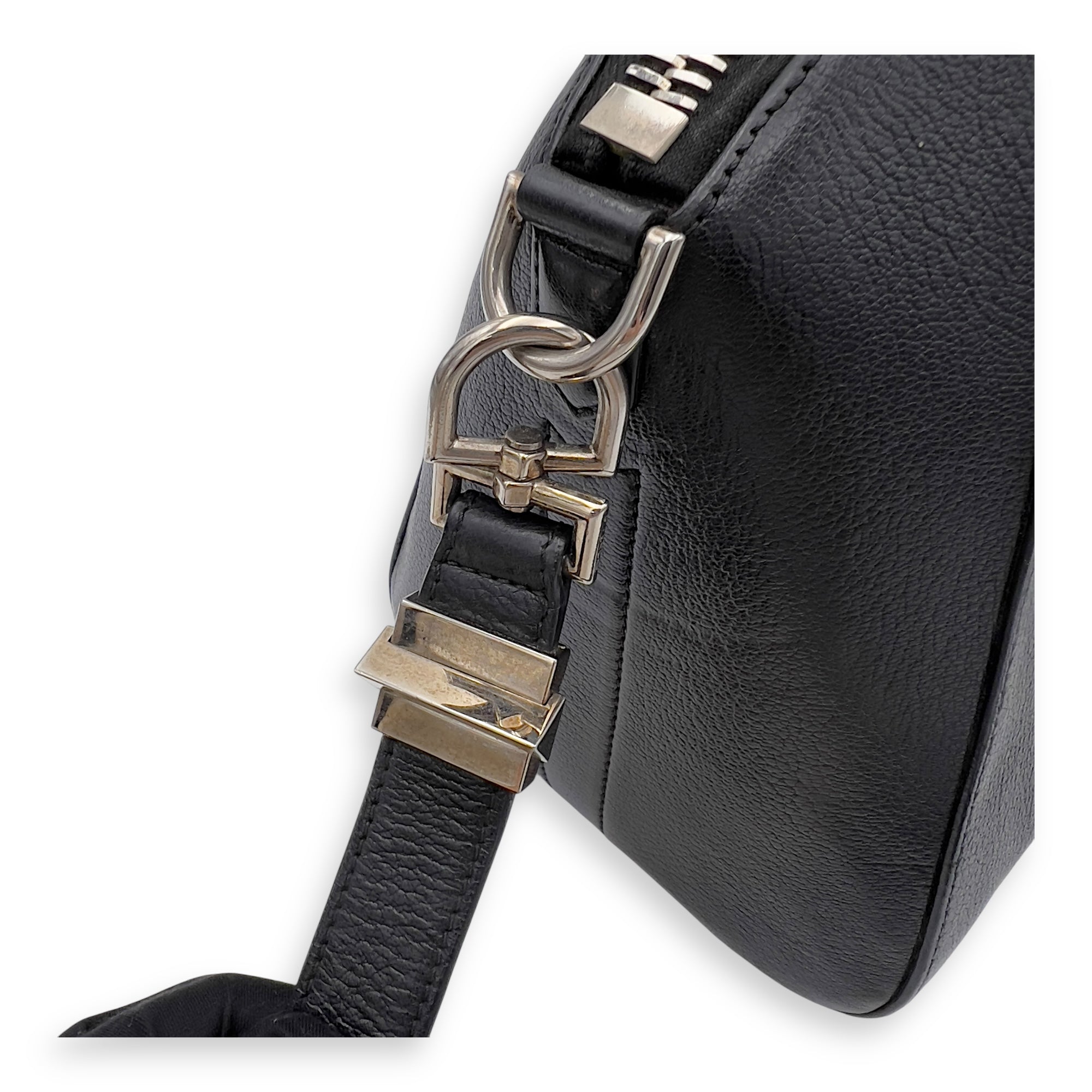 Givenchy Antigona Black Top Handle Bag in Goat Leather, Silver hardware_10