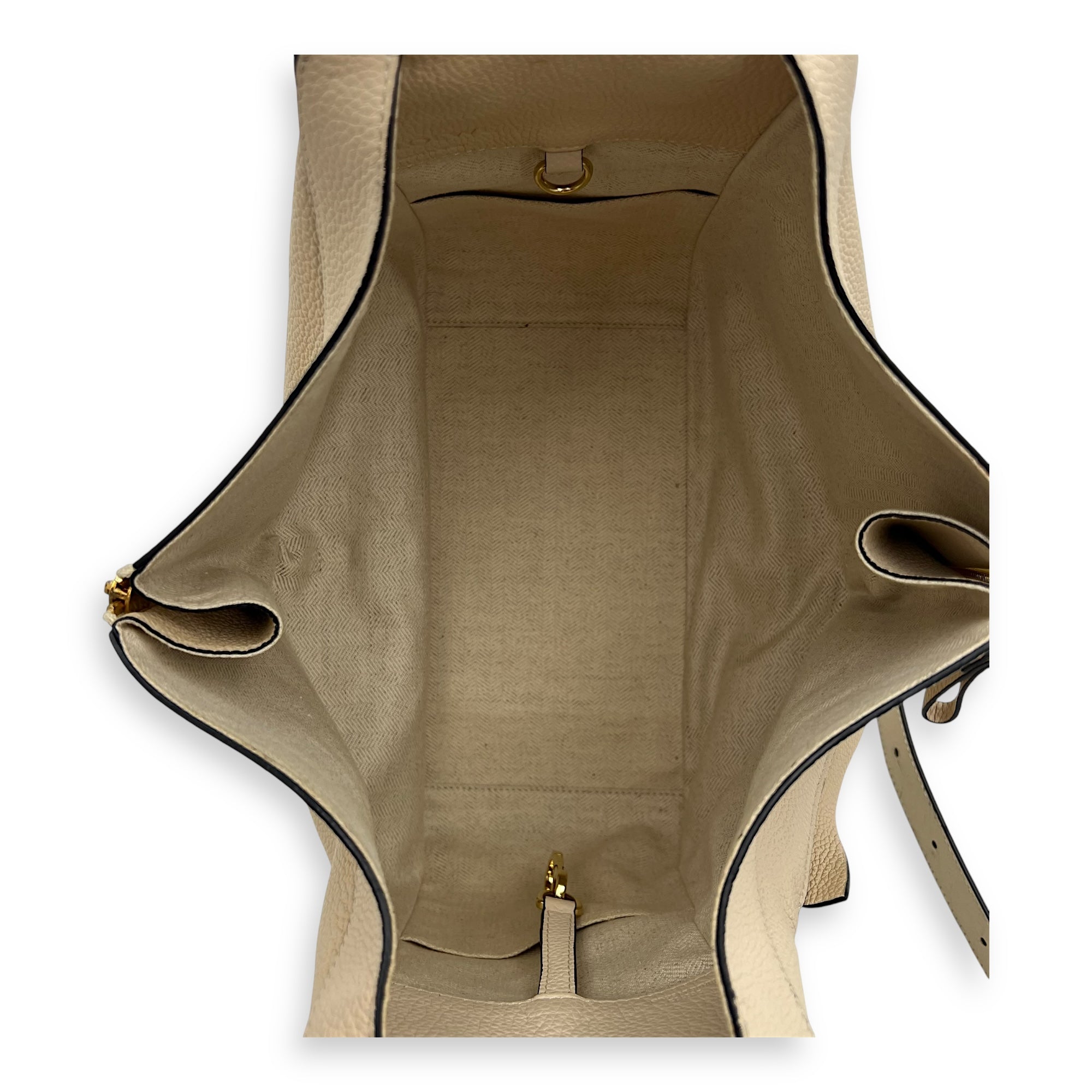 Loewe Hammock Small Beige Shoulder Bag in Calfskin, Gold hardware_8