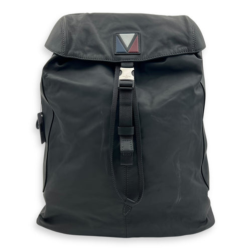 Louis Vuitton V-Line Pulse Grey Backpack in Calfskin, Silver hardware_1