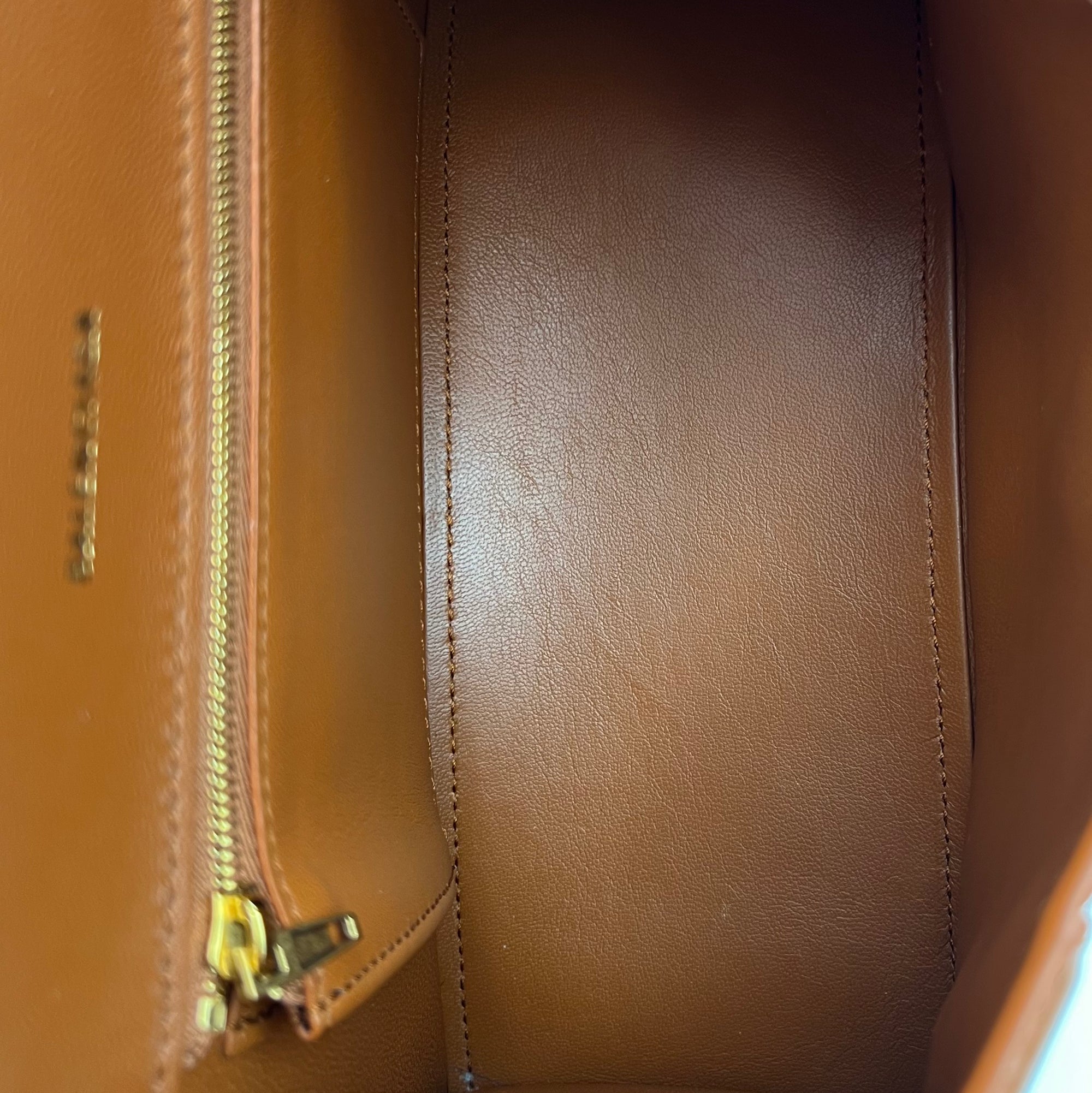Hourglass Top Handle Bag Small Brown in Calfskin, Gold hardware
