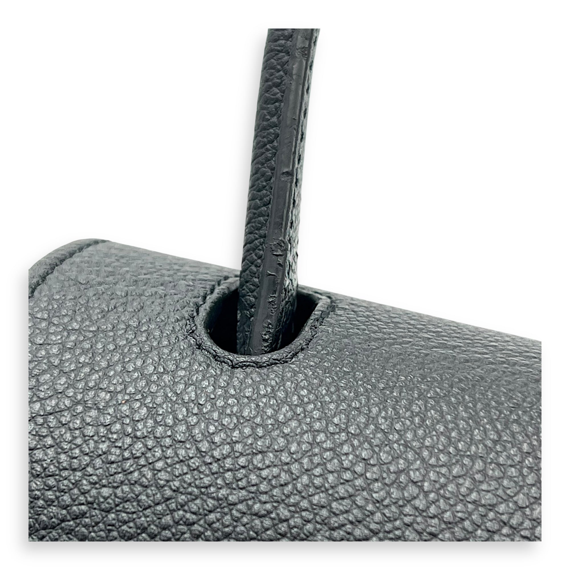 Trocadero Shoulder Bag Black in Empreinte Leather, Gold hardware