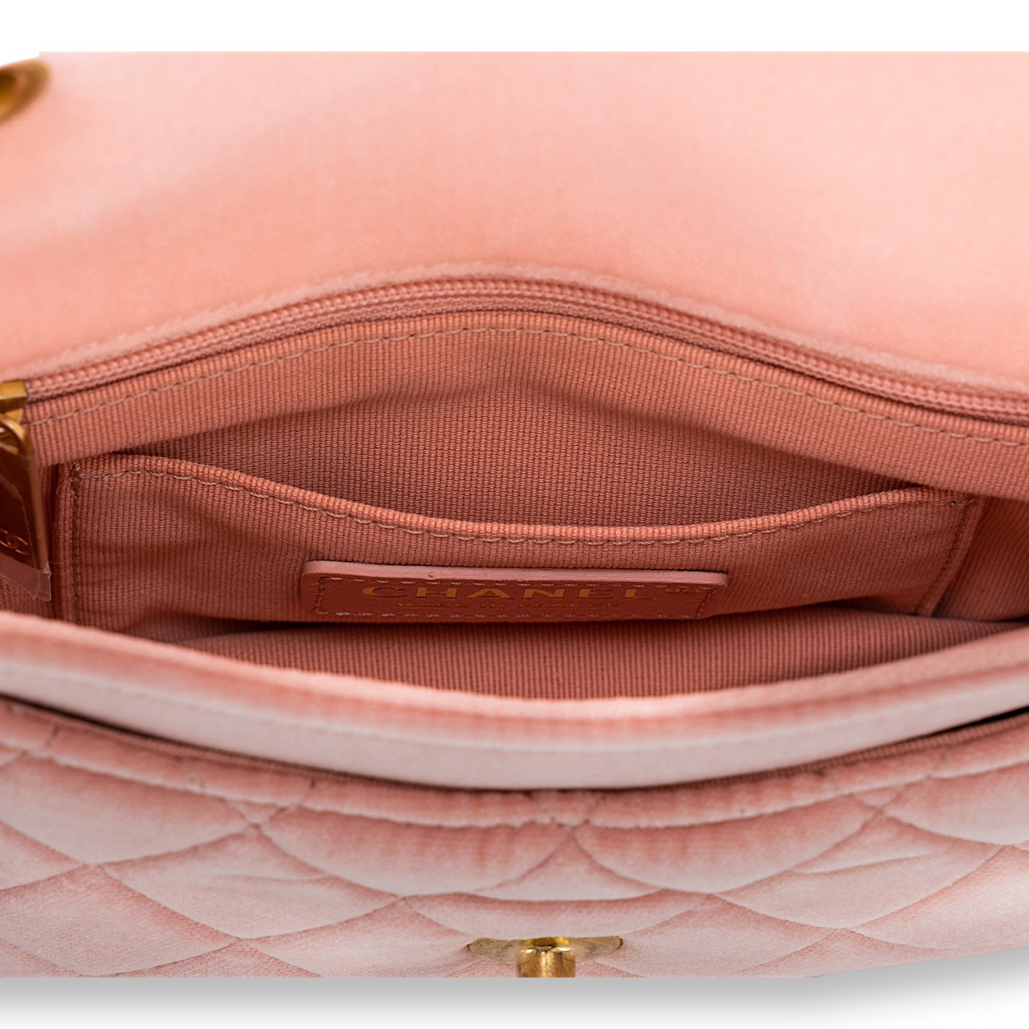 Seasonal CC Mini Pink Shoulder Bag in Velvet, Gold hardware