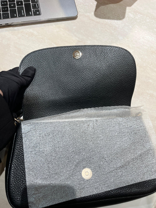 Soho Shoulder Bag Black in Calfskin, Gold hardware