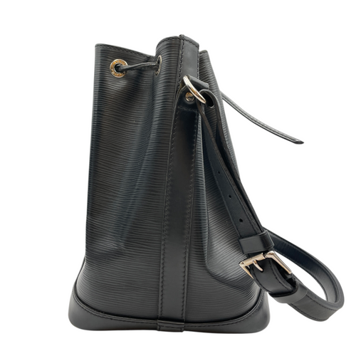 Petite Noe Black Shoulder Bag in Epi Leather, Silver hardware
