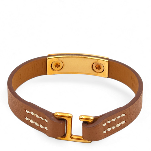 Rivale Mini T1 Gold Bracelet in Swift, Gold hardware