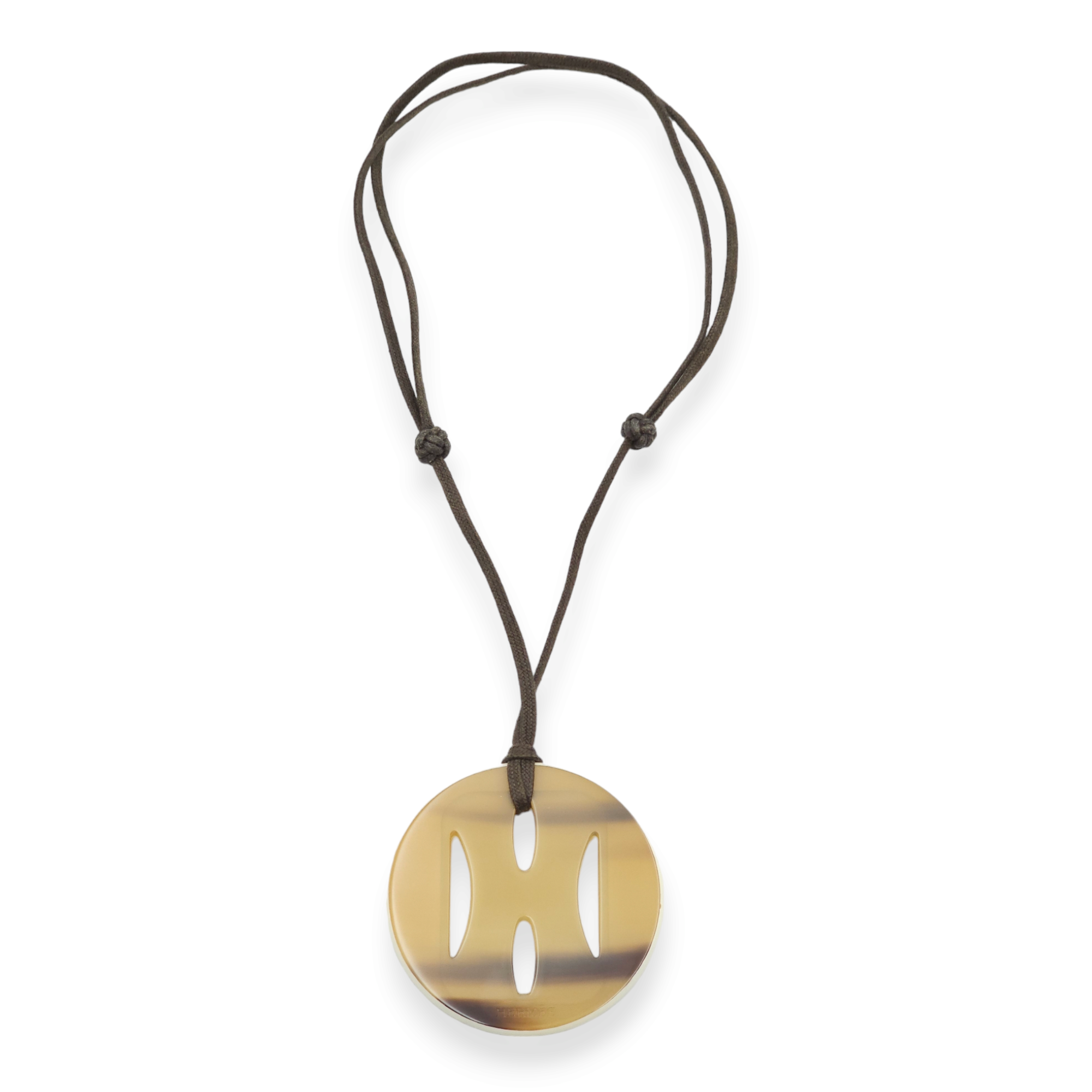 Tonkin Horn Blanc Necklace in Lacquer