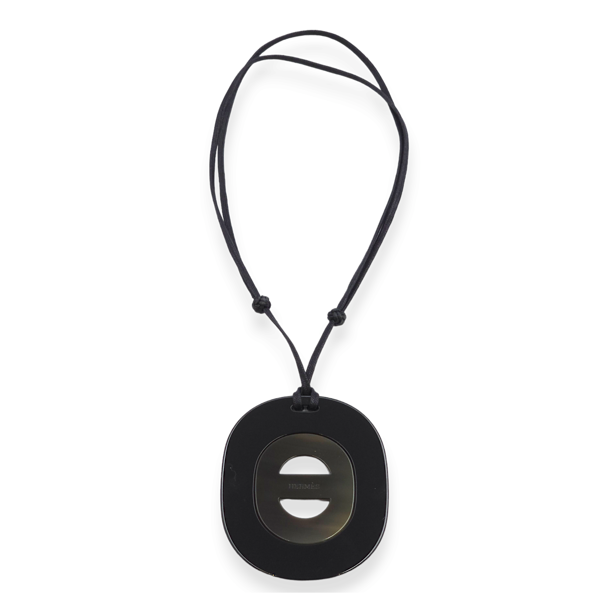 Fidelio Horn Black Necklace in Laquer