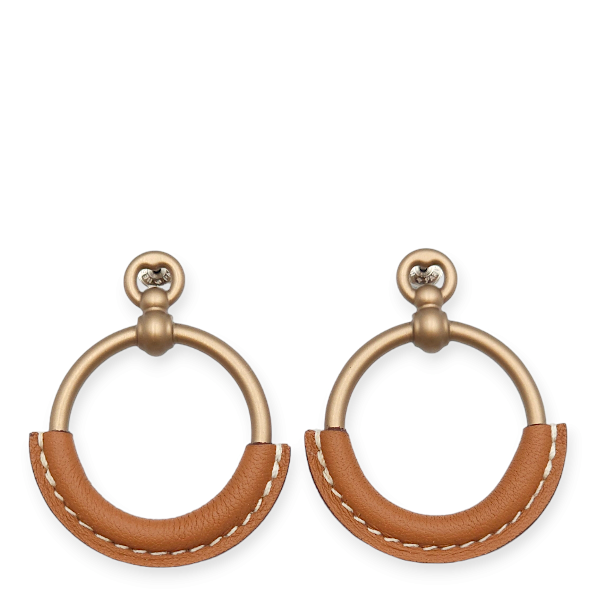 Loop Fauve Earrings in Barenia, Sunset Aluminum hardware