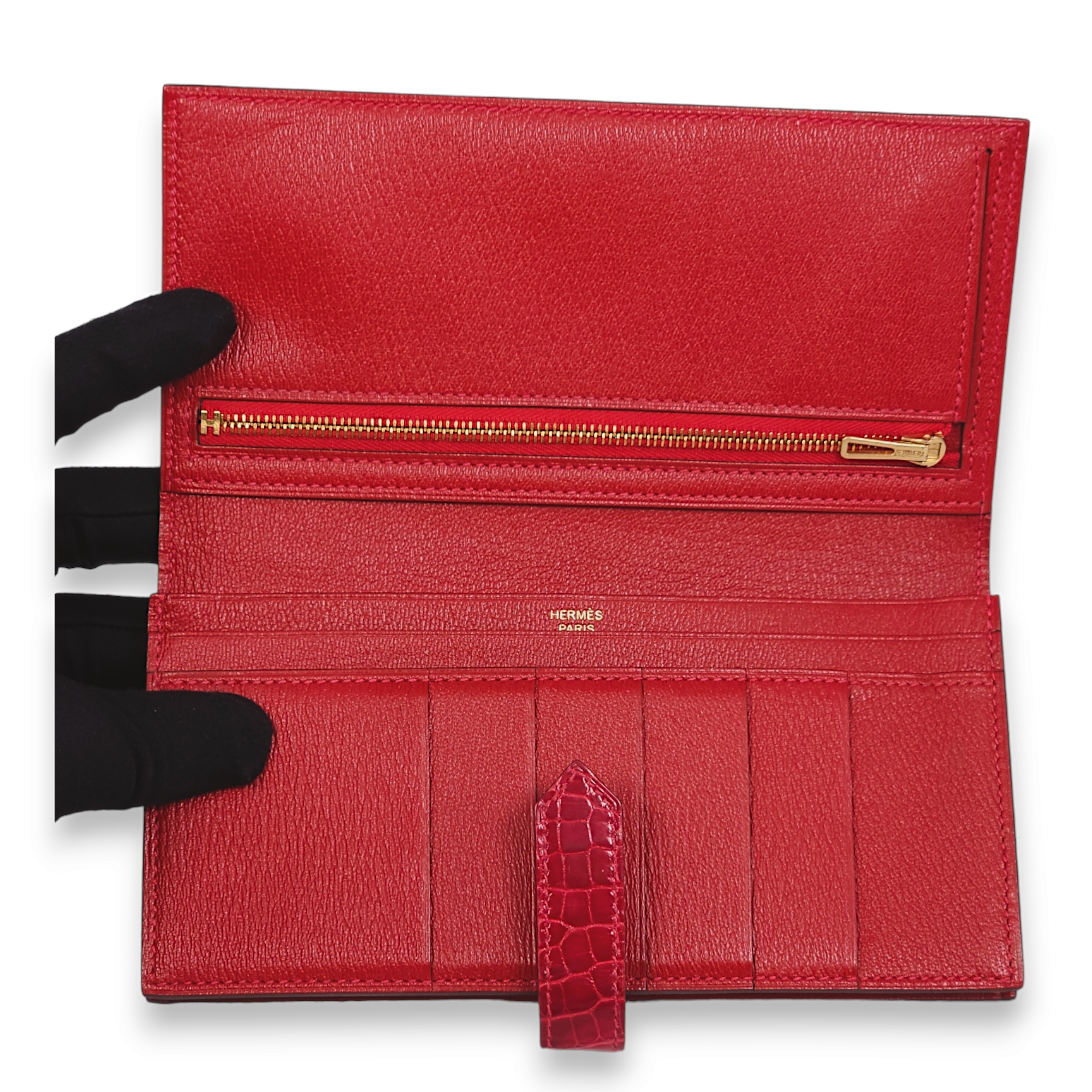 Bearn Bi-fold Braise Wallet in Shiny Alligator, Gold hardware