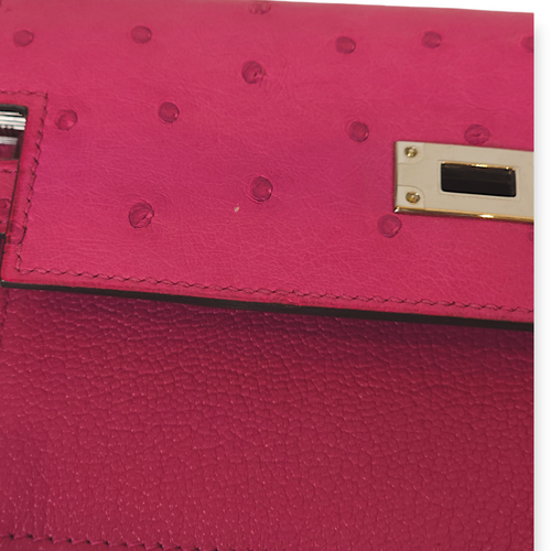 Kelly Depliant Rose Pourpre Wallet in Ostrich, Palladium hardware