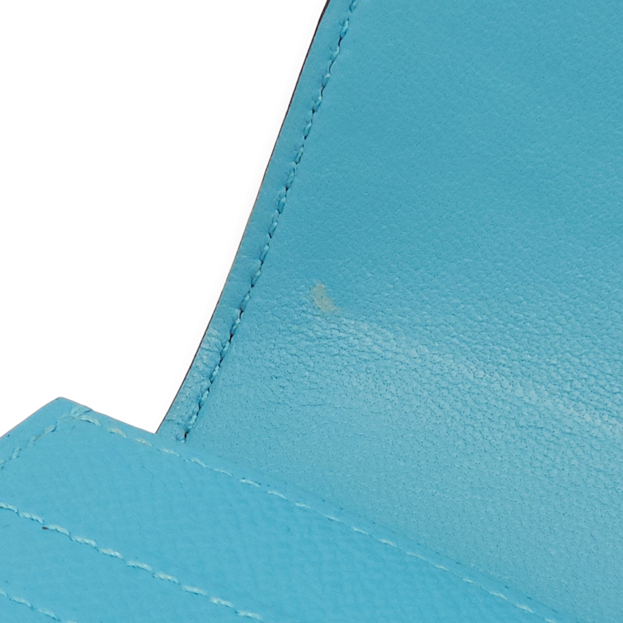 Constance Compact Blue Du Nord/ Rouge De Coeur Wallet in Epsom, Lacquered hardware