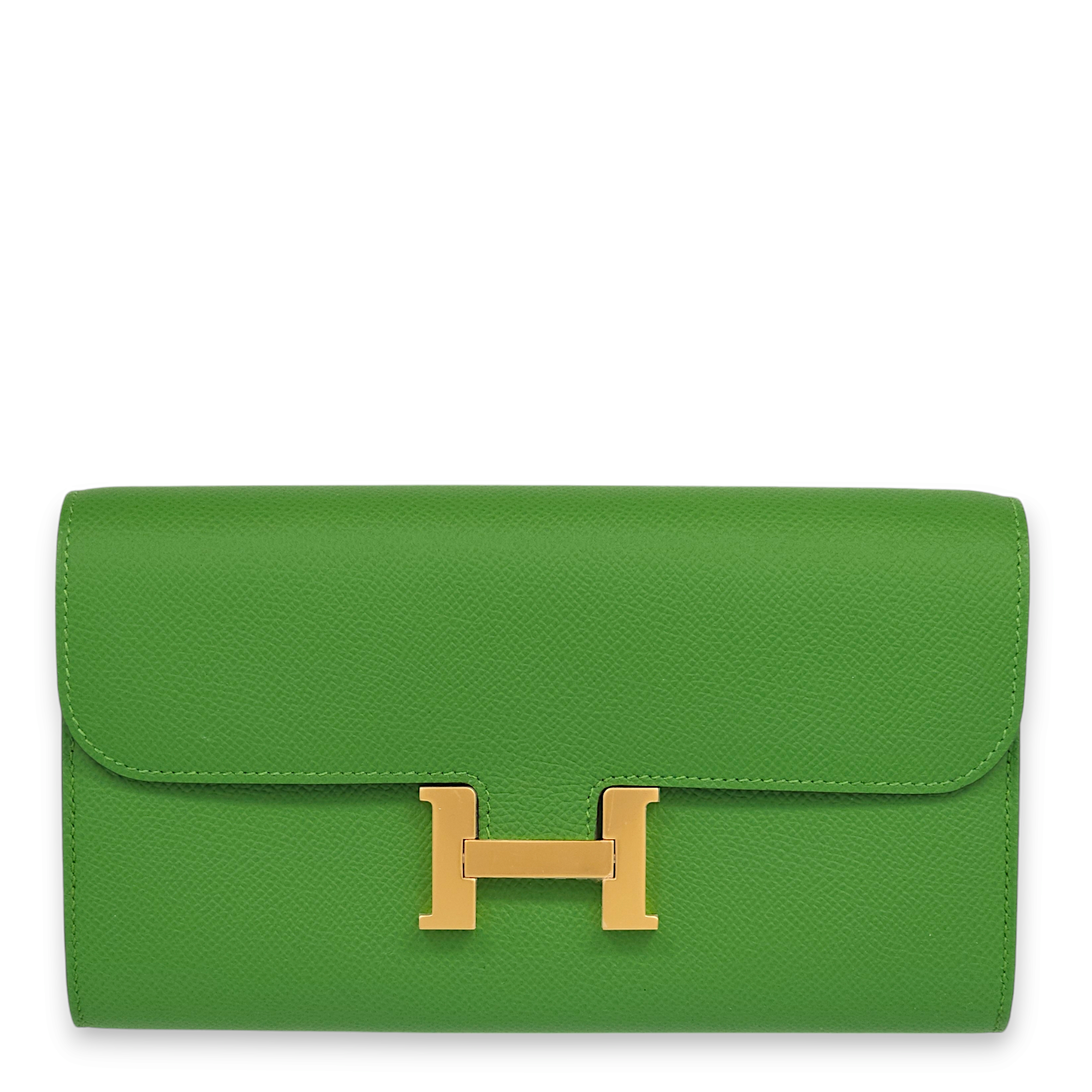 Constance To Go Vert Yucca Crossbody Bag in Epsom, Gold hardware