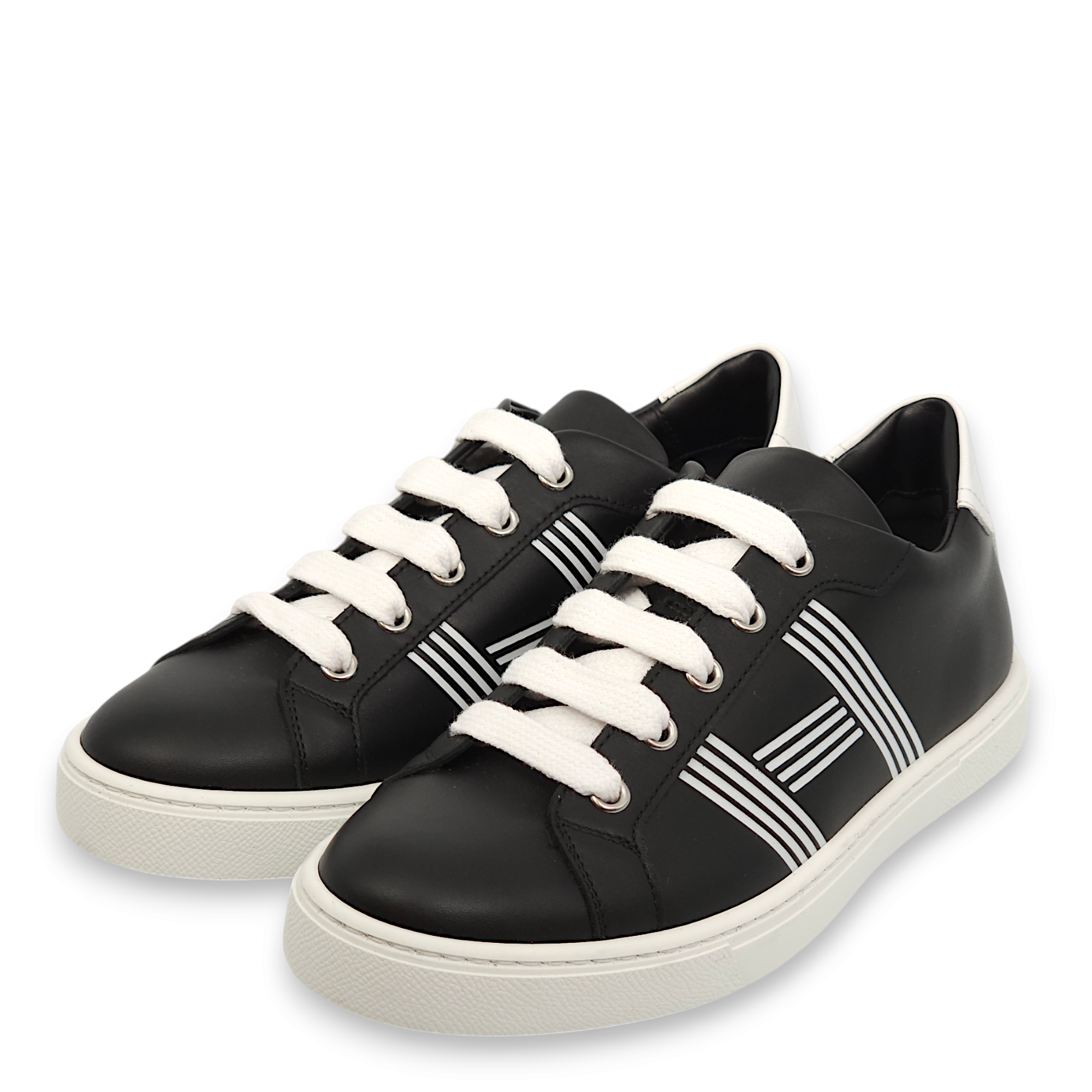 Avantage 36 Noir Sneakers in Calfskin