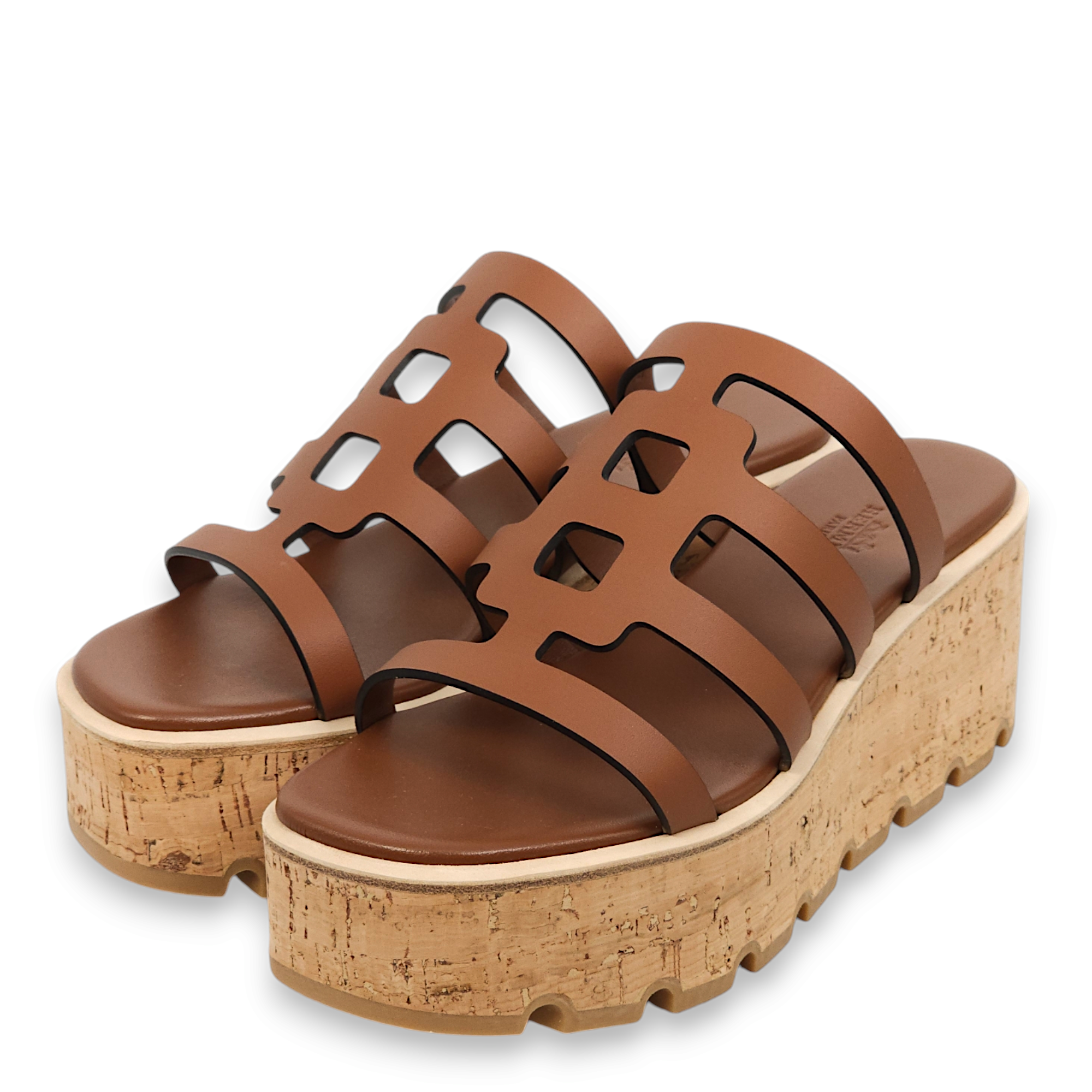 Isabella 30 37 Gold Sandals in Calfskin