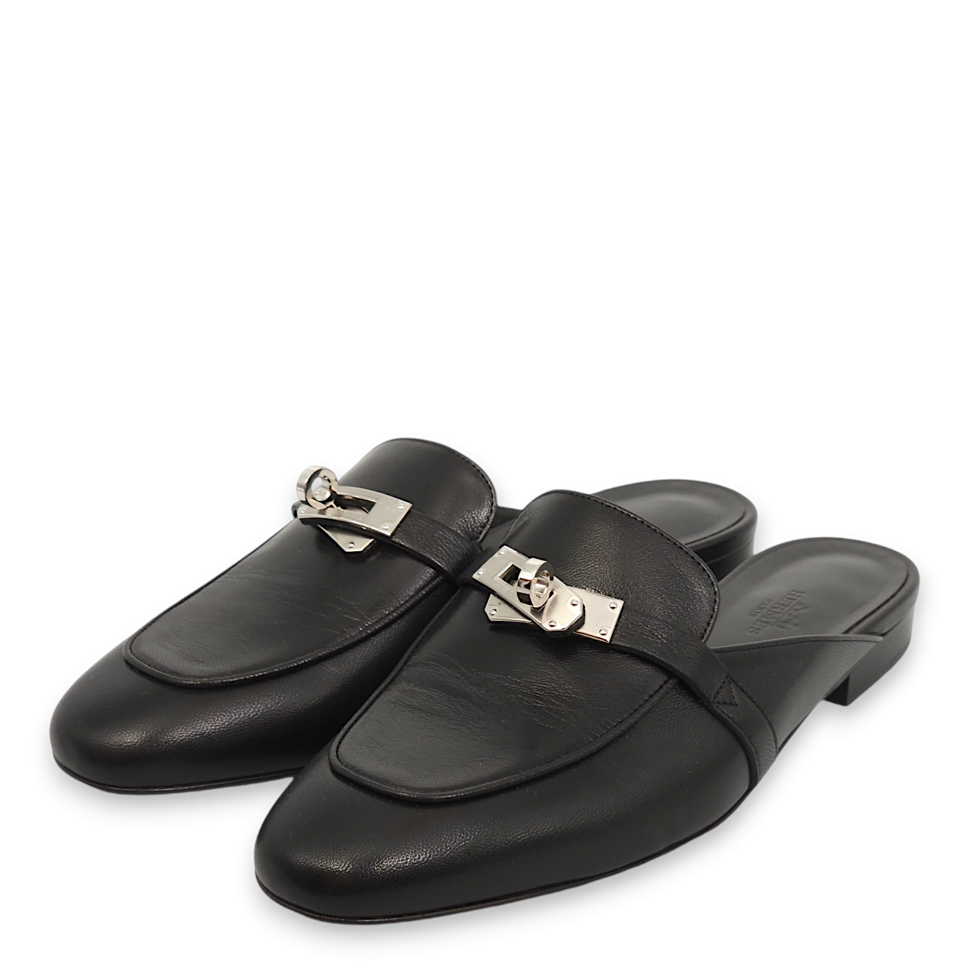 Oz 37 Black Mules in Calfskin