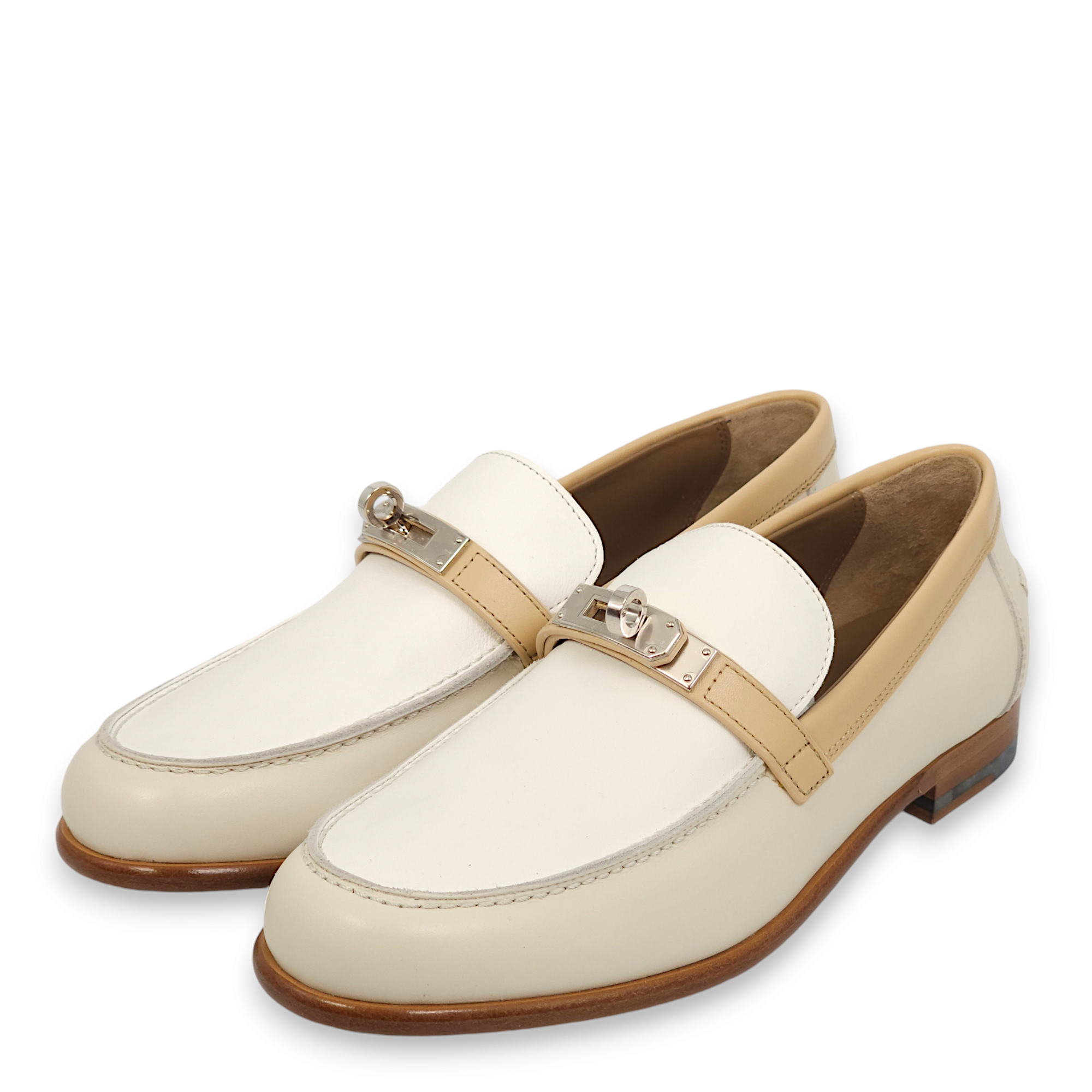 Destin 38.5 Beige/Blanc Loafers in Calfskin, Palladium hardware