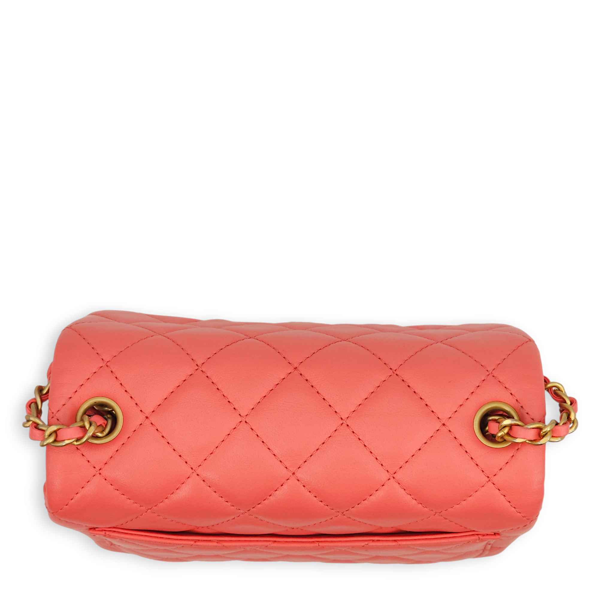 Pearl Crush Pink Crossbody Bag in Lambskin, Gold hardware