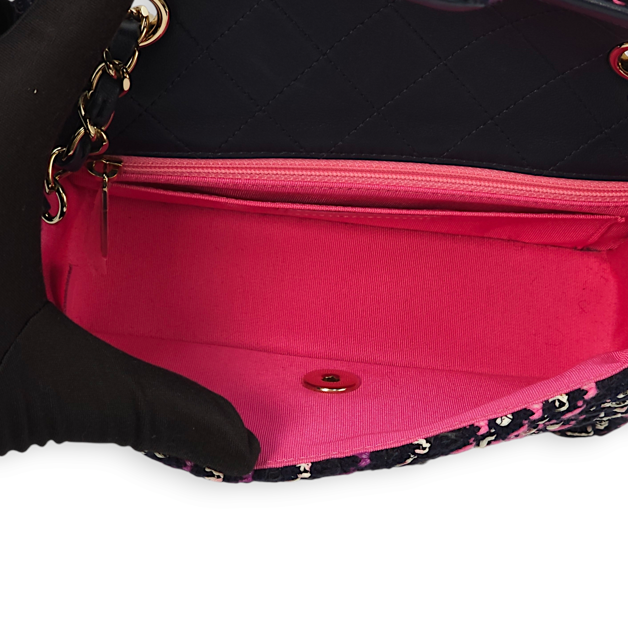 Rectangle  Mini  Purple, Pink, White Crossbody Bag in Tweed Gold hardware CL2407-3741 10