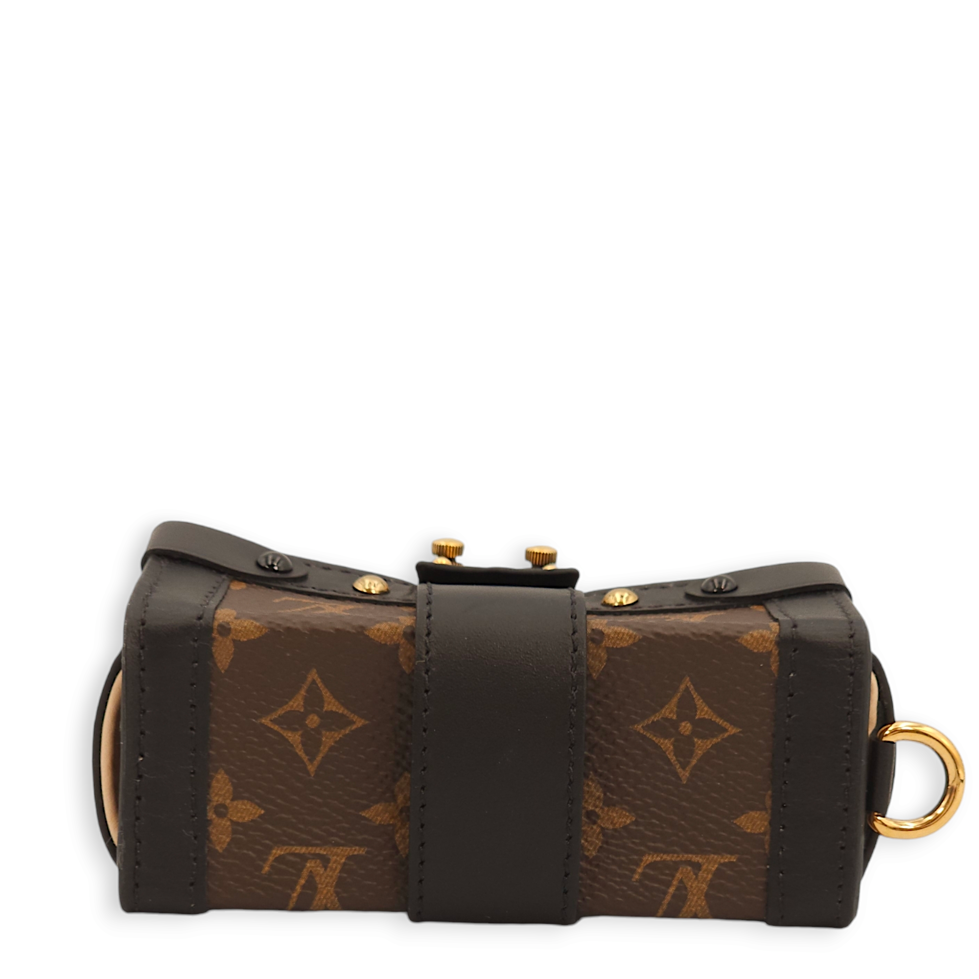 Essential Trunk NM Monogram Charm in Canvas, Gold hardware