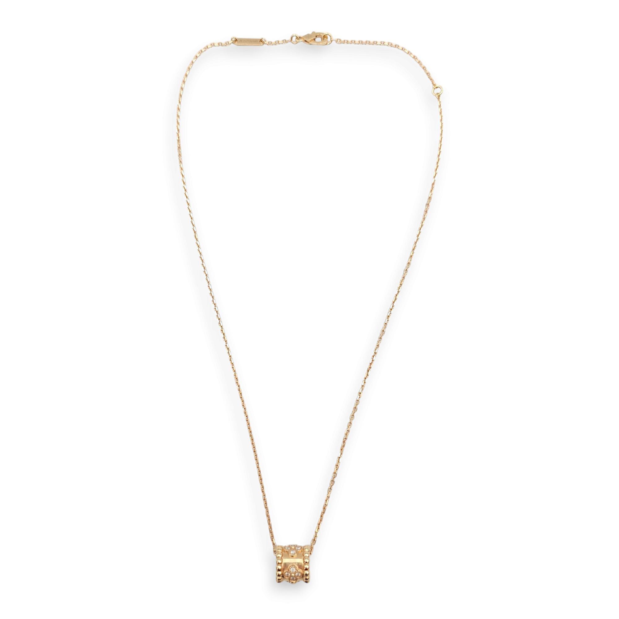 Perlee Clover Pendant Necklace in Rose Gold