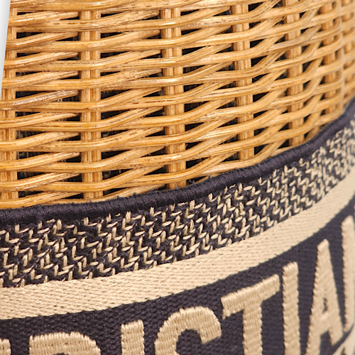 Picnic Natural Bucket Bag in Canvas