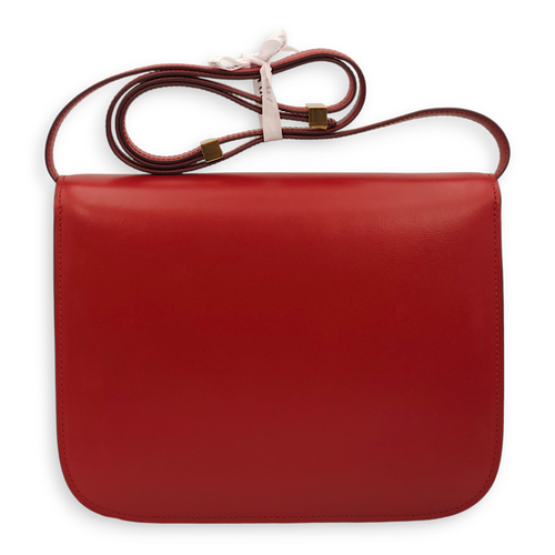 Classic Box Medium Red Shoulder Bag in Calfskin, Gold hardware