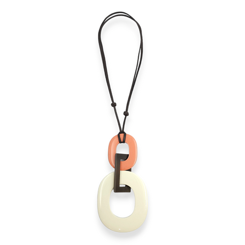 Horn Blanc/Flamingo Necklace in Laquer