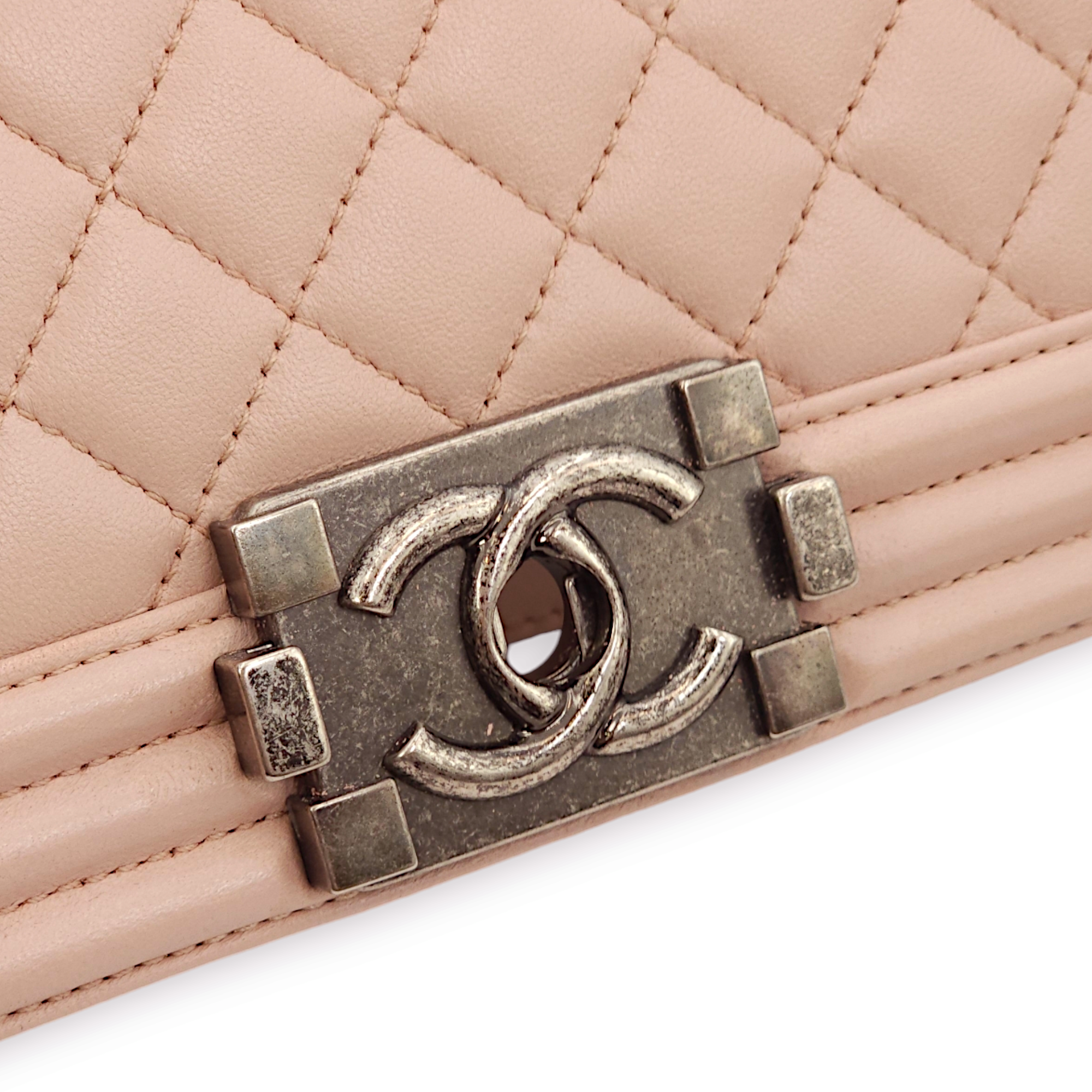 Quilted Le Boy (25cm) Medium Light Pink Shoulder Bag in Lambskin, Ruthenium hardware