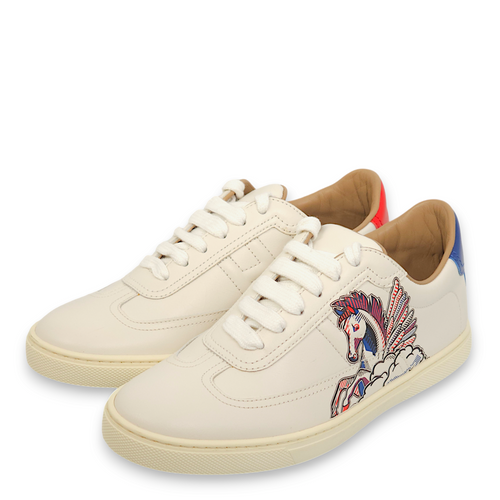 Pegasus Quicker 35 White Sneakers