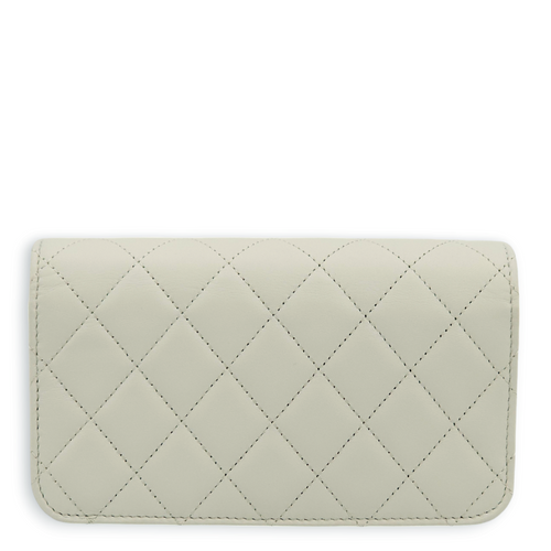 Pearl Crush On Chain Grey Clutch in Lambskin, Gold hardware