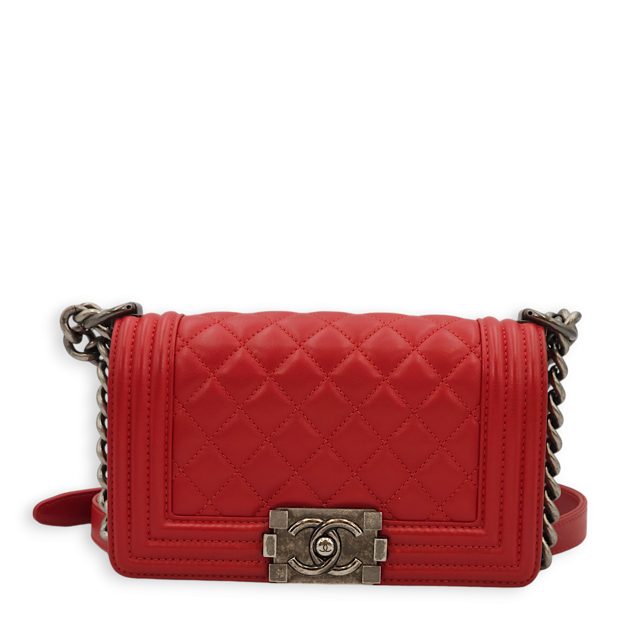 Quilted Le Boy (20cm) Small Red Shoulder Bag in Lambskin, Ruthenium hardware