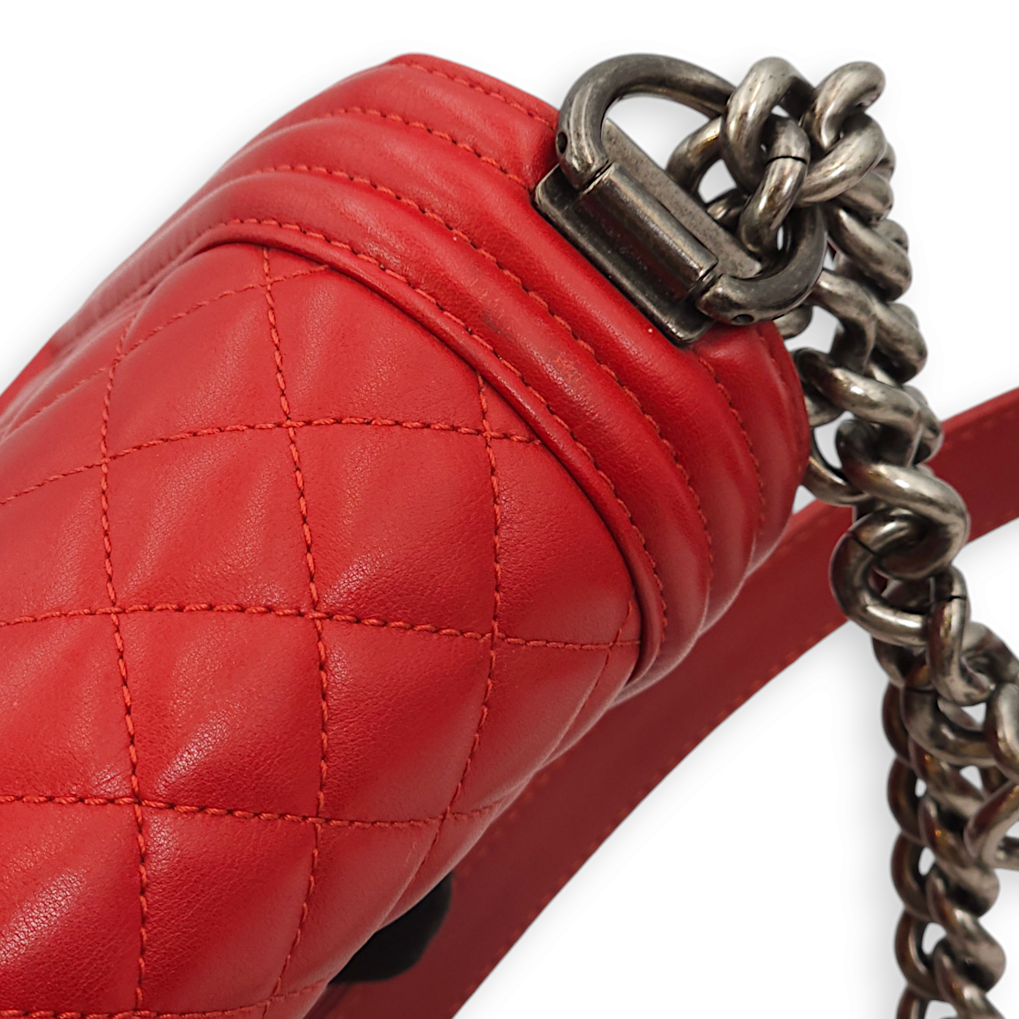 Quilted Le Boy (20cm) Small Red Shoulder Bag in Lambskin, Ruthenium hardware