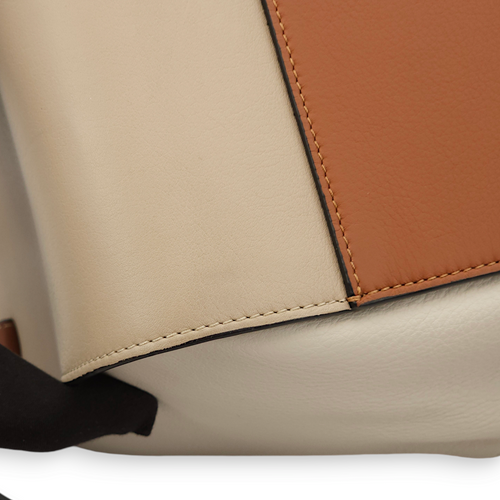 Hammock White/Beige Shoulder Bag in Calfskin, Palladium hardware