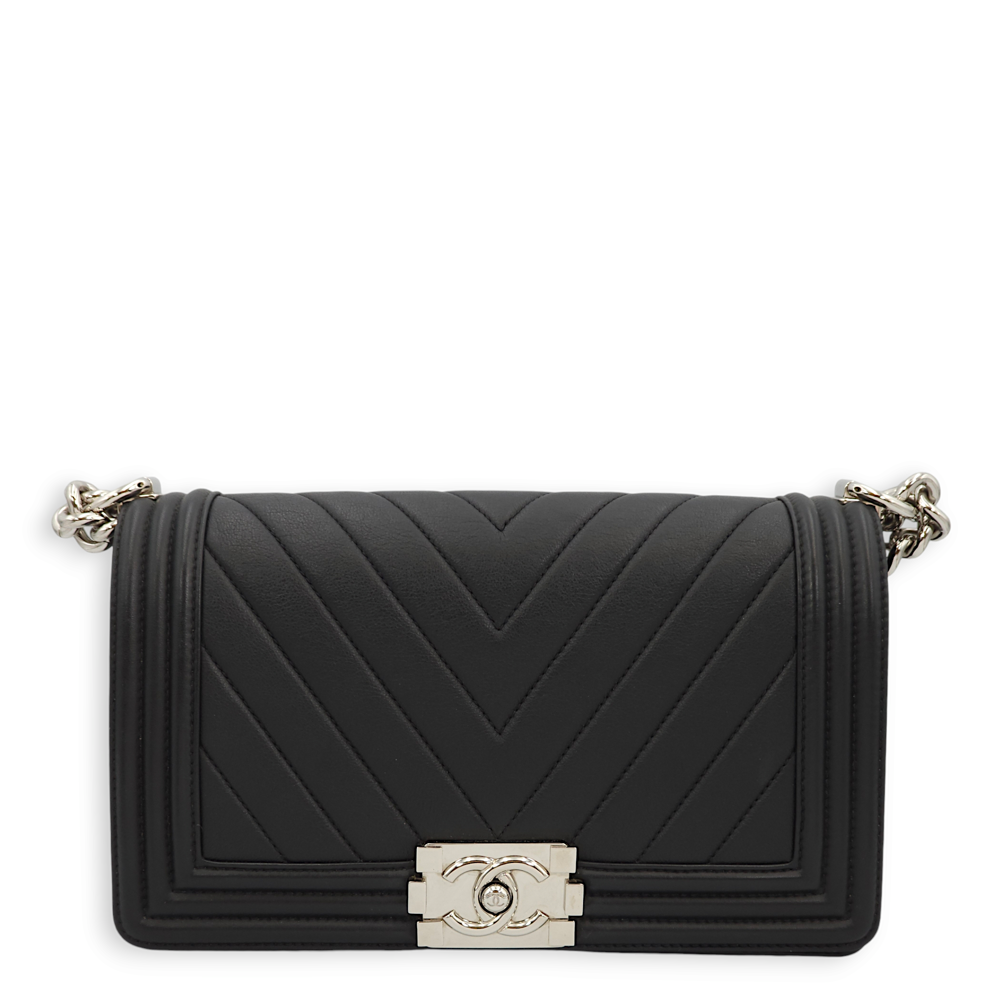 Chevron Le Boy Medium Black Shoulder Bag in Calfskin, Palladium hardware